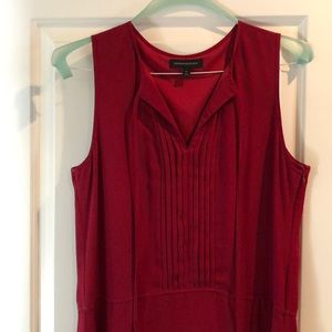 Red sleeveless dress